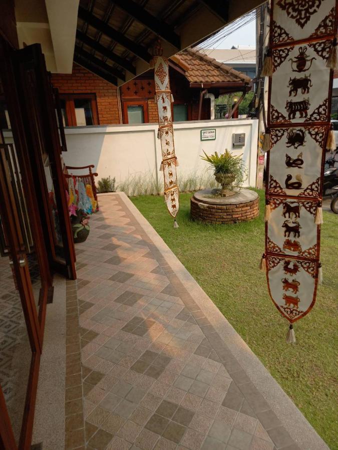 Valentier Cafe And Hotel 清邁 外观 照片