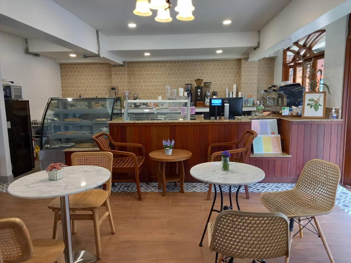 Valentier Cafe And Hotel 清邁 外观 照片